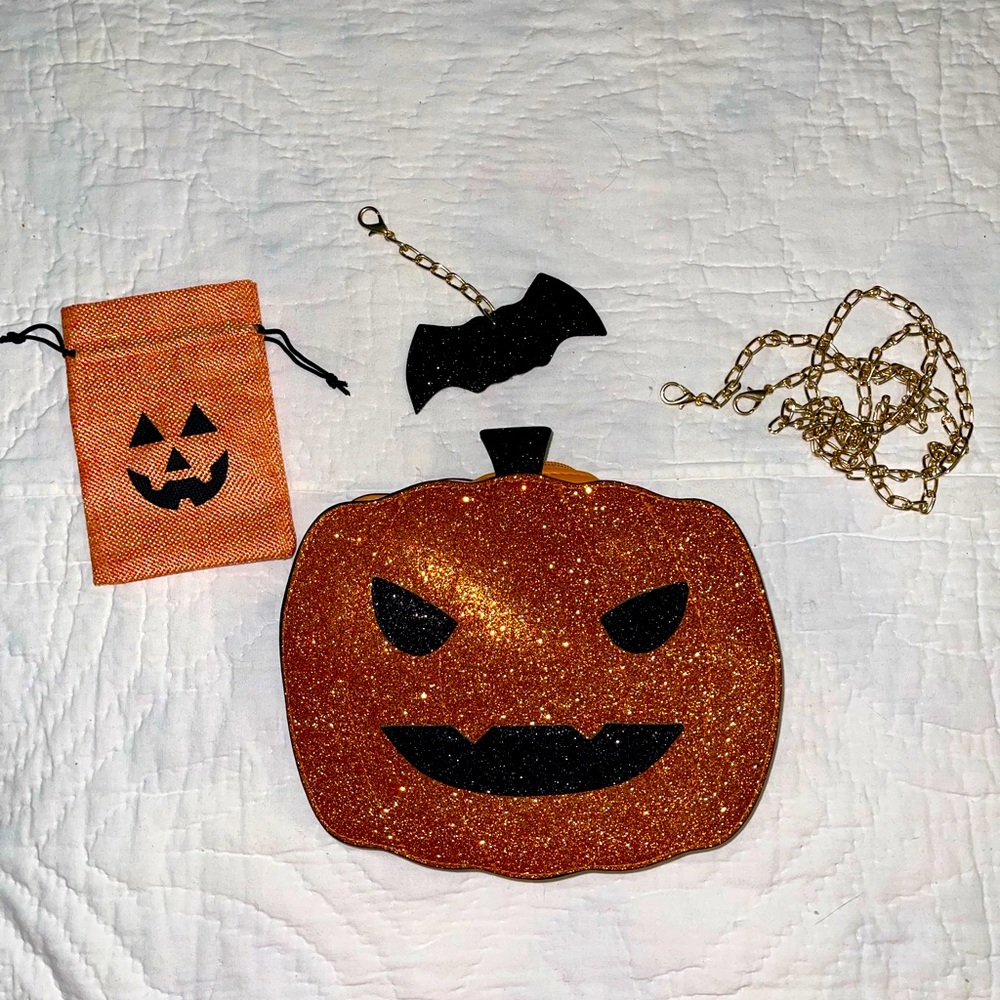 Glitter Halloween Jack-O-Lantern Bag with Chain and Bat Bag Clip - New